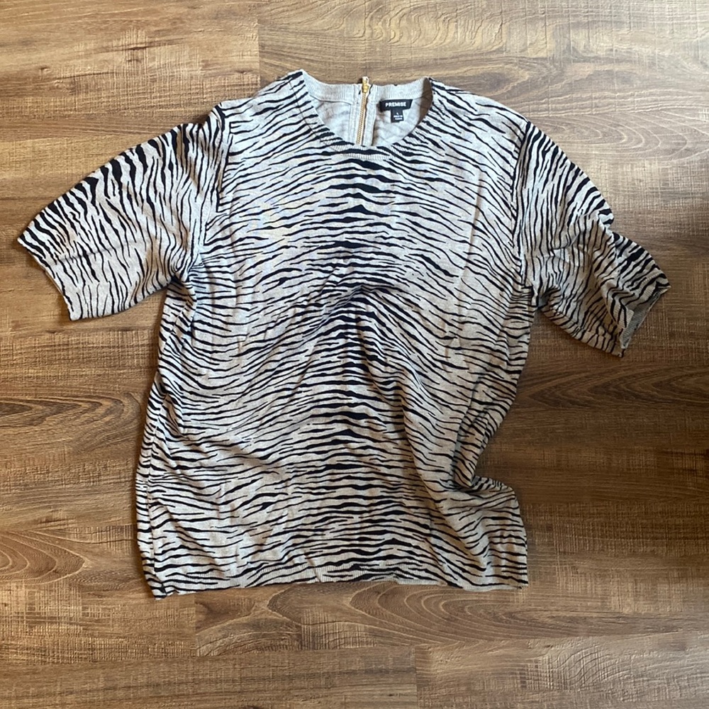 Zebra sweater